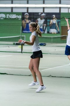 Jenny Wacker 758 - Weihnachtsturnier